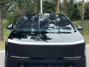 Авто Tesla Cybertruck 2024 № 7778216