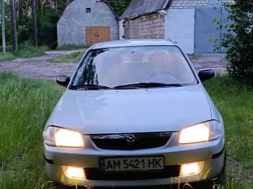 Авто Mazda 323 2000 № 7778231