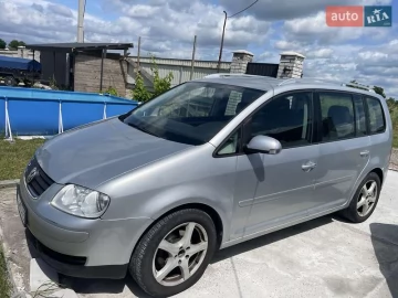 Авто Volkswagen Touran 2004 № 7778270