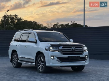Авто Toyota Land Cruiser 2019 № 7778377