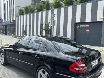 Авто Mercedes E-Class 2004 № 7778455