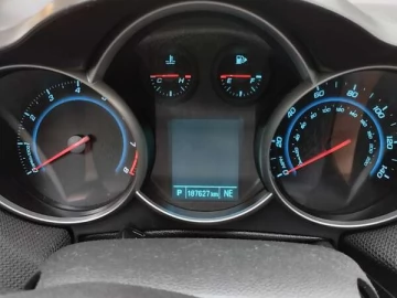 Авто Chevrolet Cruze 2012 № 7778637