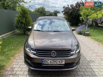 Авто Volkswagen Polo 2019 № 7778706