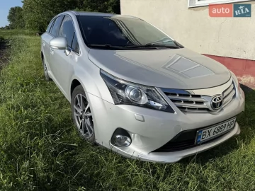 Авто Toyota Avensis 2014 № 7778709