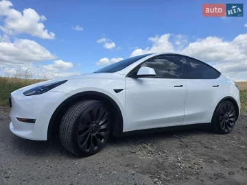 Авто Tesla Model Y 2023 № 7778770