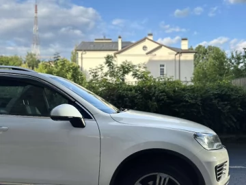 Авто Volkswagen Touareg 2018 № 7778780