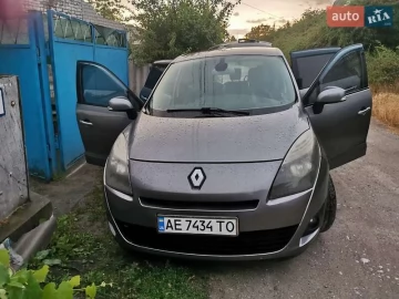 Авто Renault Scenic 2011 № 7778917