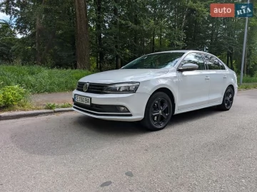 Авто Volkswagen Jetta 2016 № 7778947