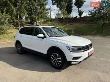 Авто Volkswagen Tiguan 2020 № 7778990