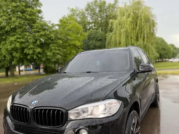 Авто BMW X5 2018 № 7779000