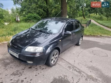 Авто Chevrolet Aveo 2005 № 7779011