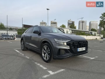 Авто Audi Q8 2023 № 7779122