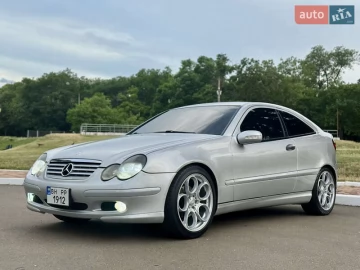 Авто Mercedes C-Class 2003 № 7779143