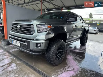 Авто Toyota Tundra 2018 № 7779193