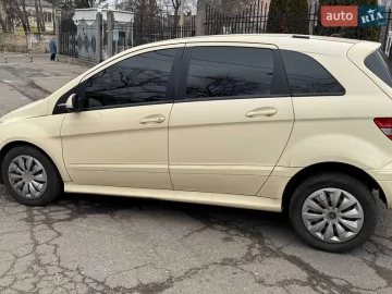 Авто Mercedes B-Class 2009 № 7779496