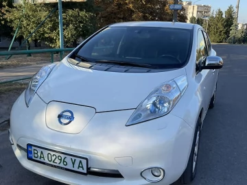 Авто Nissan Leaf 2013 № 7779498