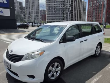 Авто Toyota Sienna 2014 № 7779532