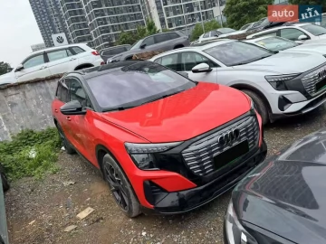 Авто Audi Q5 E-Tron 2022 № 7779560