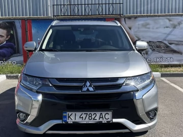 Авто Mitsubishi Outlander 2018 № 7779658