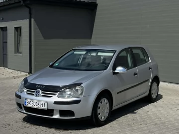 Авто Volkswagen Golf 2004 № 7779695