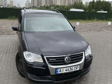 Авто Volkswagen Touran 2008 № 7779891