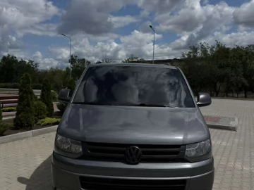 Авто Volkswagen Transporter 2011 № 7779939