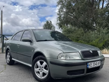 Авто Skoda Octavia 2002 № 7780005