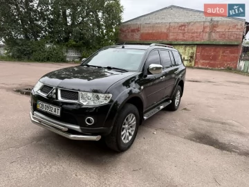 Авто Mitsubishi Pajero Sport 2010 № 7780110
