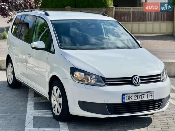 Авто Volkswagen Touran 2014 № 7780303