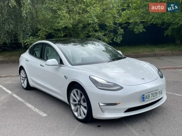 Авто Tesla Model 3 2020 № 7780364