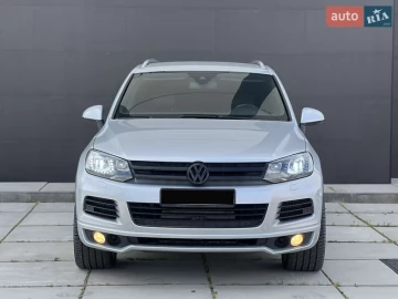 Авто Volkswagen Touareg 2012 № 7780384