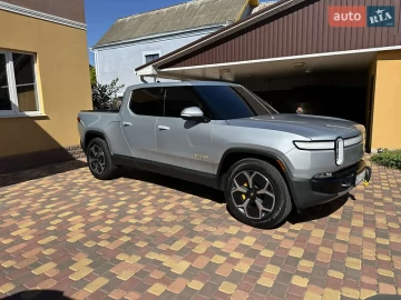 Авто Rivian R1T 2022 № 7780403