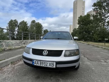 Авто Volkswagen Passat 2000 № 7780423