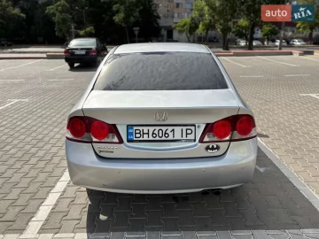 Авто Honda Civic 2008 № 7780475