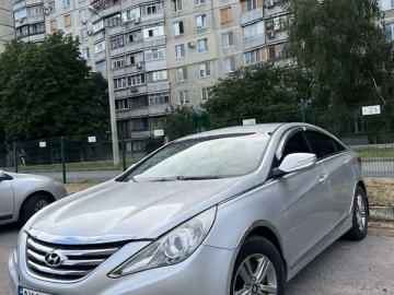 Авто Hyundai Sonata 2013 № 7780508