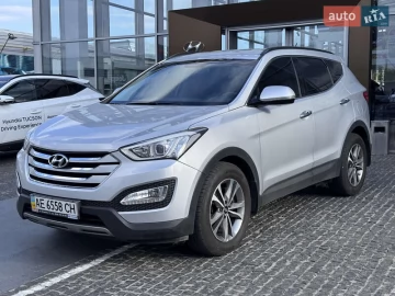Авто Hyundai Santa Fe 2015 № 7780652
