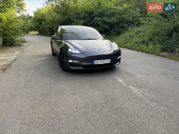 Авто Tesla Model 3 2021 № 7780660