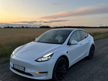 Авто Tesla Model Y 2023 № 7780683
