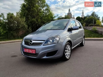 Авто Opel Zafira 2010 № 7780829