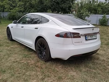 Авто Tesla Model S 2017 № 7780920