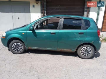 Авто Chevrolet Aveo 2005 № 7780988