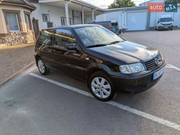 Авто Volkswagen Polo 2000 № 7781011