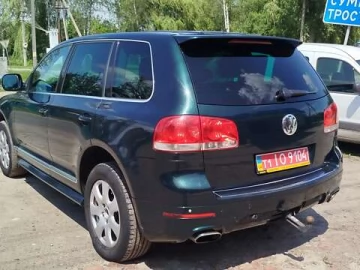 Авто Volkswagen Touareg 2005 № 7781058