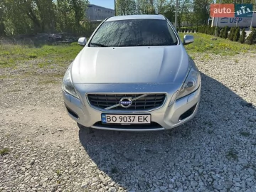 Авто Volvo V60 2011 № 7781182