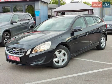 Авто Volvo V60 2011 № 7781209