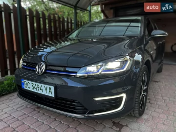 Авто Volkswagen E-Golf 2020 № 7781249