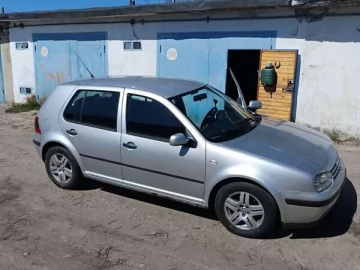 Авто Volkswagen Golf 2002 № 7781259
