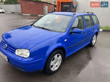 Авто Volkswagen Golf 2000 № 7781324