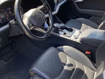 Авто Volkswagen Touareg 2020 № 7781335