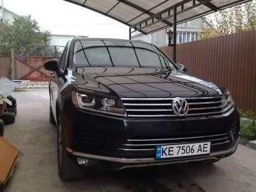 Авто Volkswagen Touareg 2015 № 7781371